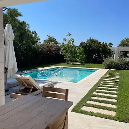 Luxury Merrie Puglia Villa Rosa Marina